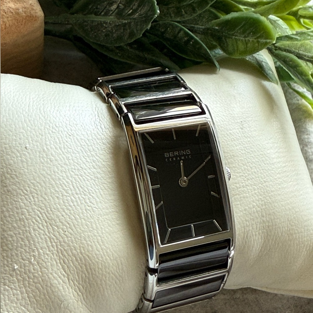 BERING Black Ceramic & Stainless Steal Ladies Watch 30121-742 25mm Rectangular